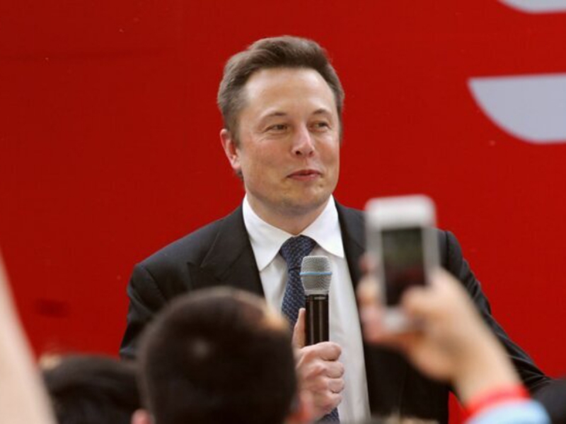 Bloomberg: Elon Musk became the first person to lose $200 billion